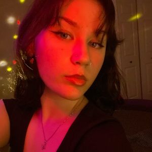 Meet your Posher, Mackenzie